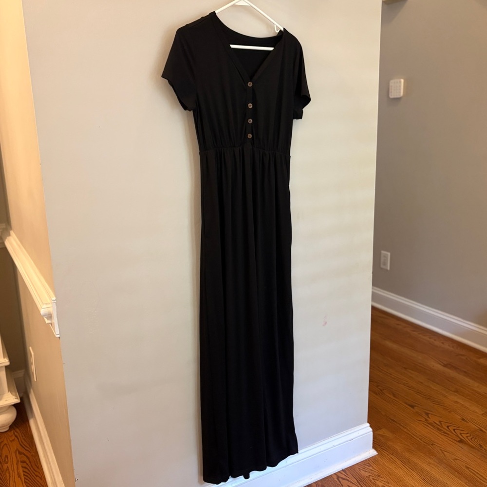 SHEIN Black Button-Front Maxi Dress – Size M (US 6) 🖤✨